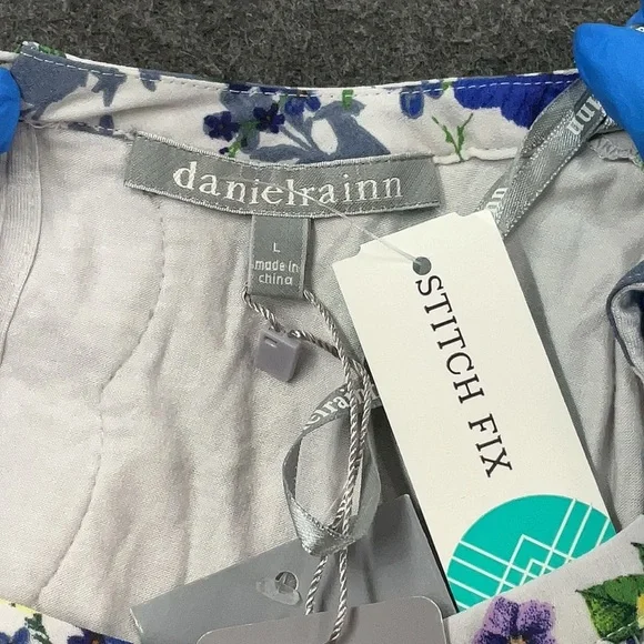 NWT Daniel Rainn Floral Sleeveless Top, lace embellishment - Multicolor - Picture 3 of 4